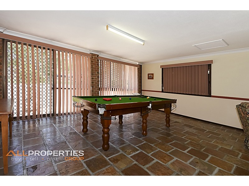 24 Daniel Crt, Greenbank QLD 4124