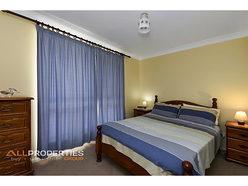 24 Daniel Crt, Greenbank QLD 4124