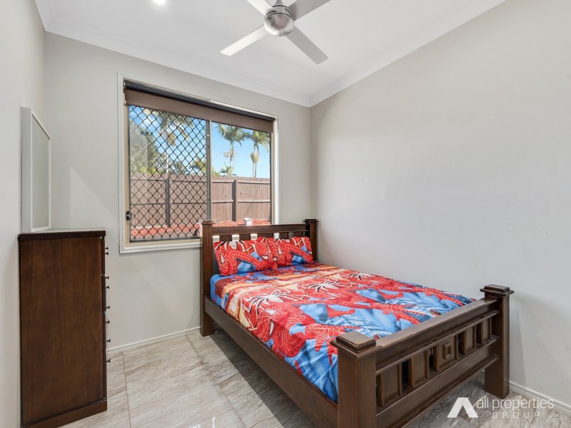 85 GORDONIA DRIVE, Regents Park QLD 4118