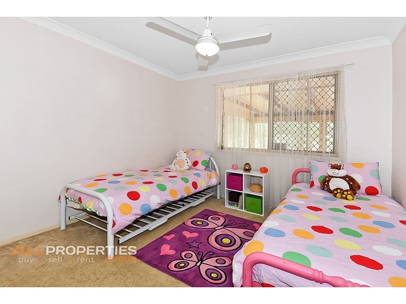 86 PARKROYAL CRESCENT, Regents Park QLD 4118