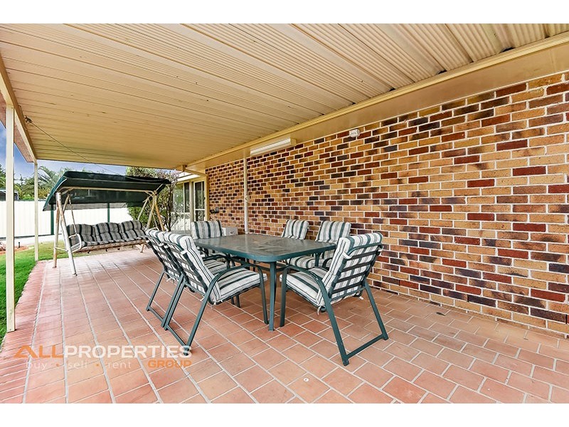 86 PARKROYAL CRESCENT, Regents Park QLD 4118
