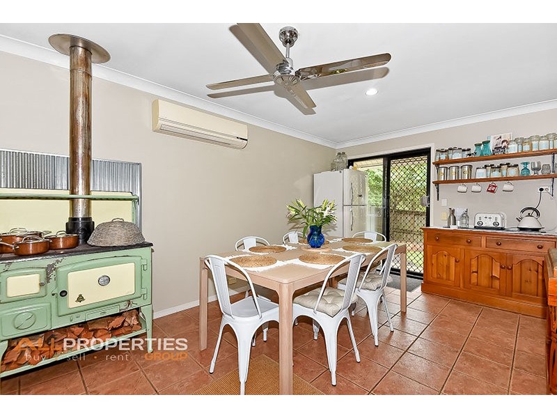 9 Kurrajong St, Durack QLD 4077