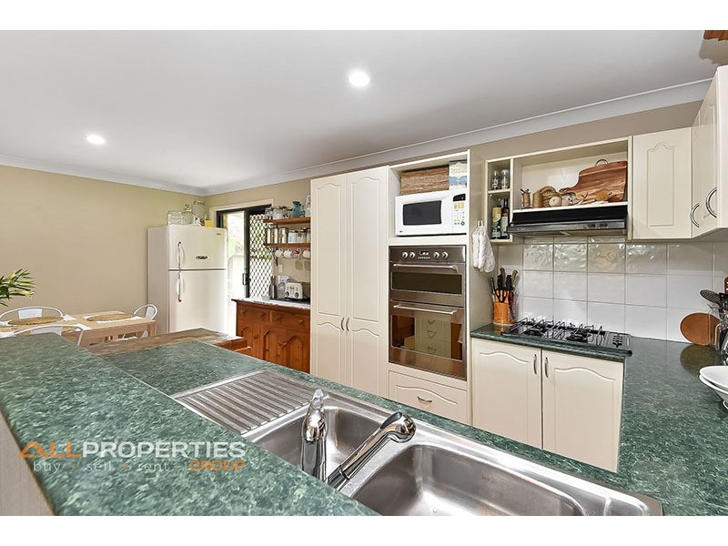 9 Kurrajong St, Durack QLD 4077