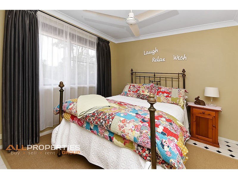 9 Kurrajong St, Durack QLD 4077