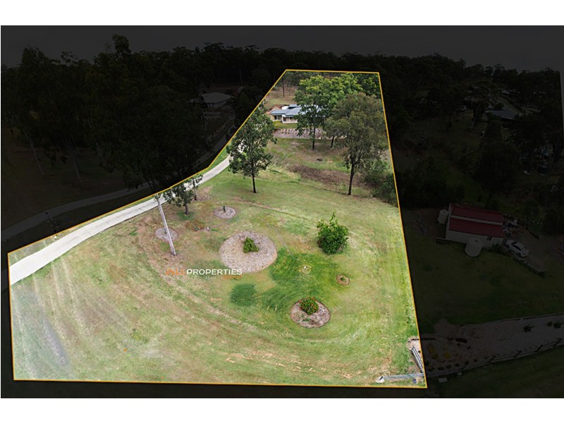 13 Highview Crt, Woodhill QLD 4285