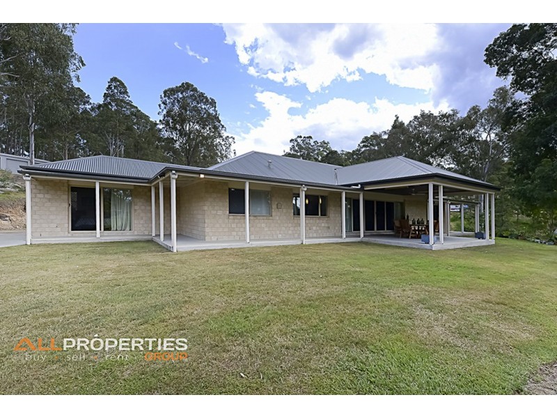 13 Highview Crt, Woodhill QLD 4285