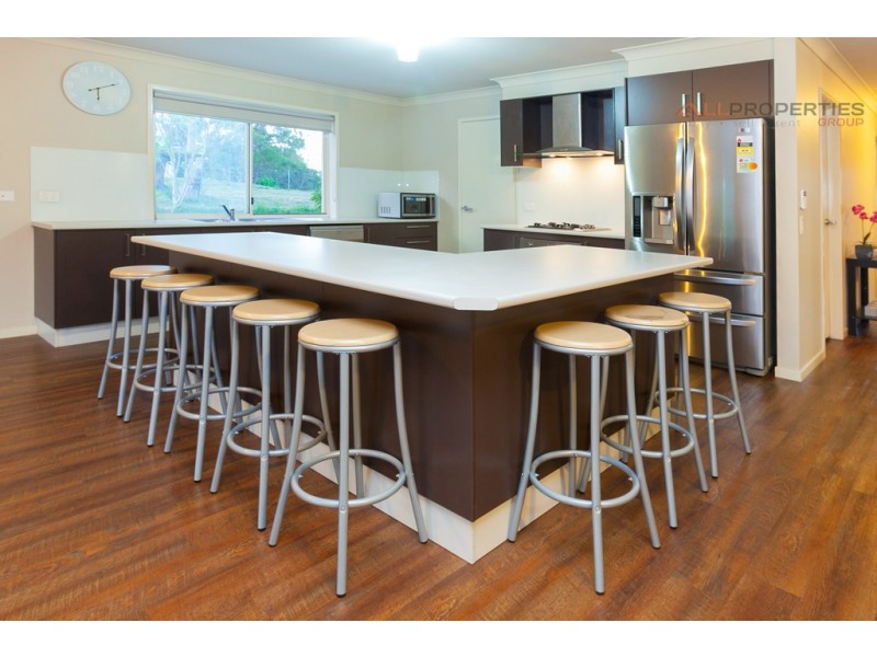 361 Spring Mountain Dr, Greenbank QLD 4124