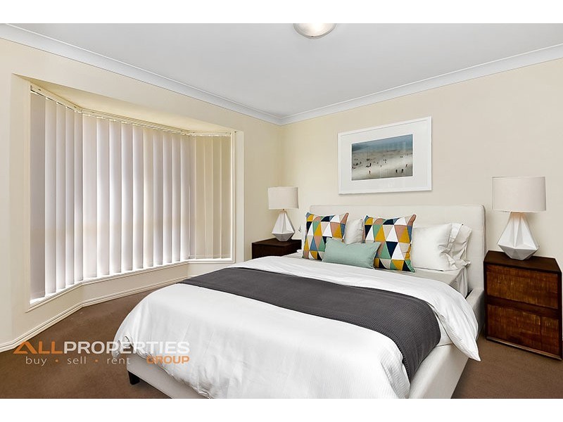 17 Paddies Crescent, Crestmead QLD 4132