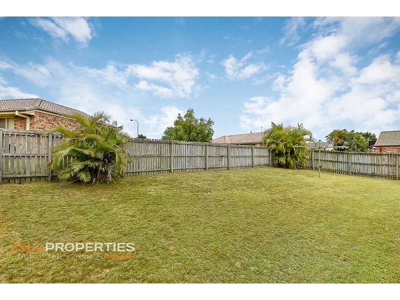 17 Paddies Crescent, Crestmead QLD 4132
