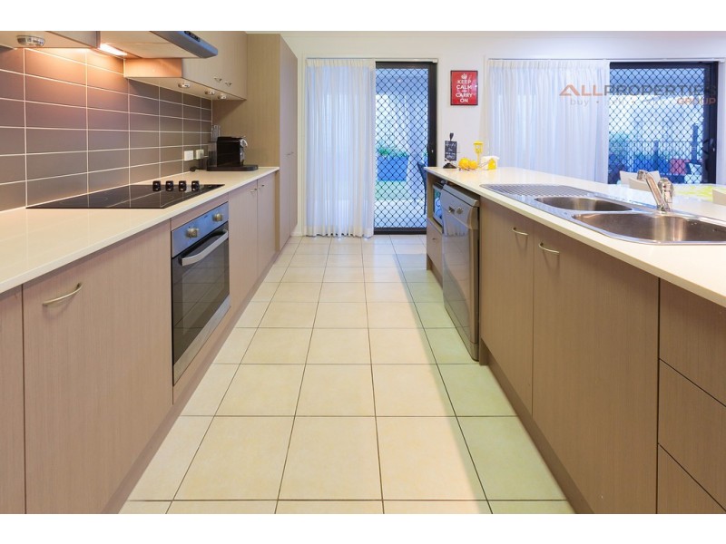 30 Cedarwood Street, Berrinba QLD 4117