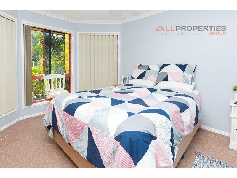 11 Lizda Street, Marsden QLD 4132