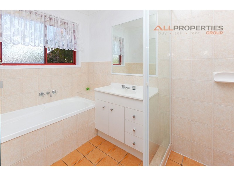 11 Lizda Street, Marsden QLD 4132