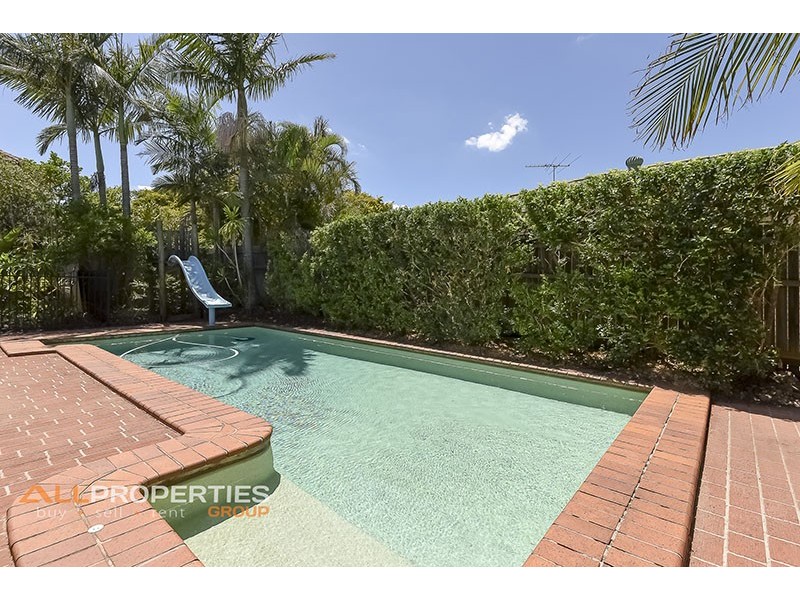 82 Prospect Street, Parkinson QLD 4115