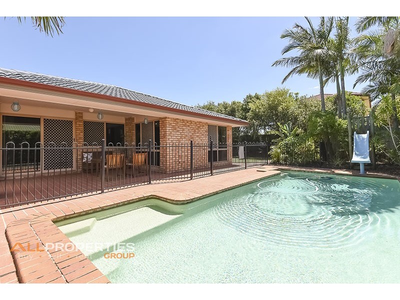 82 Prospect Street, Parkinson QLD 4115