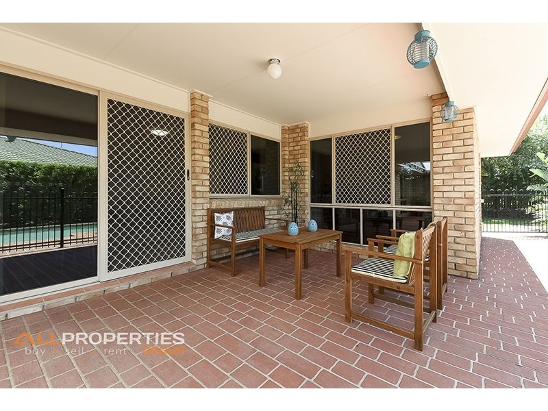 82 Prospect Street, Parkinson QLD 4115