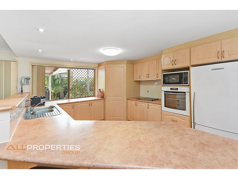 82 Prospect Street, Parkinson QLD 4115