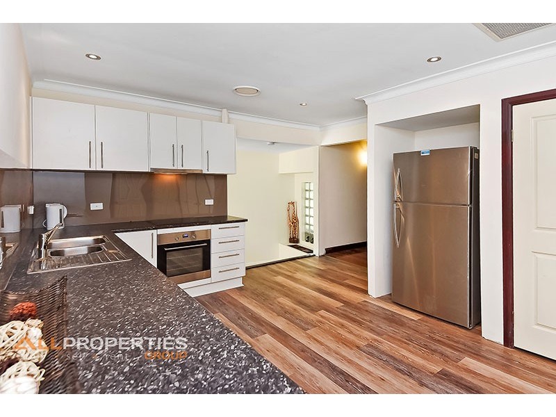 42 Janelle Court, Munruben QLD 4125