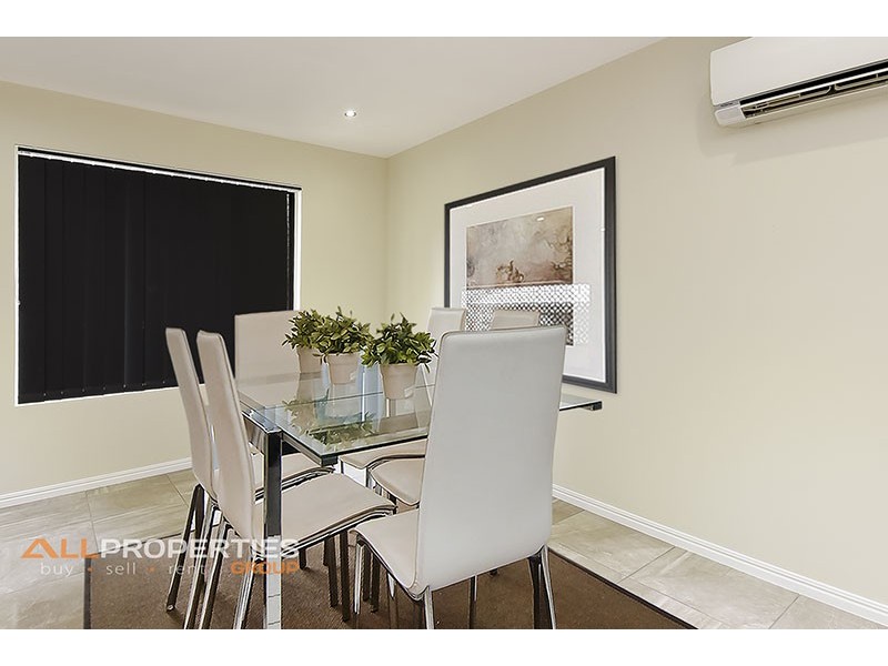 42 Janelle Court, Munruben QLD 4125