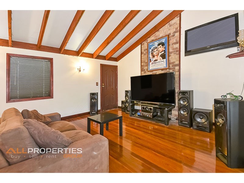 42 Janelle Court, Munruben QLD 4125