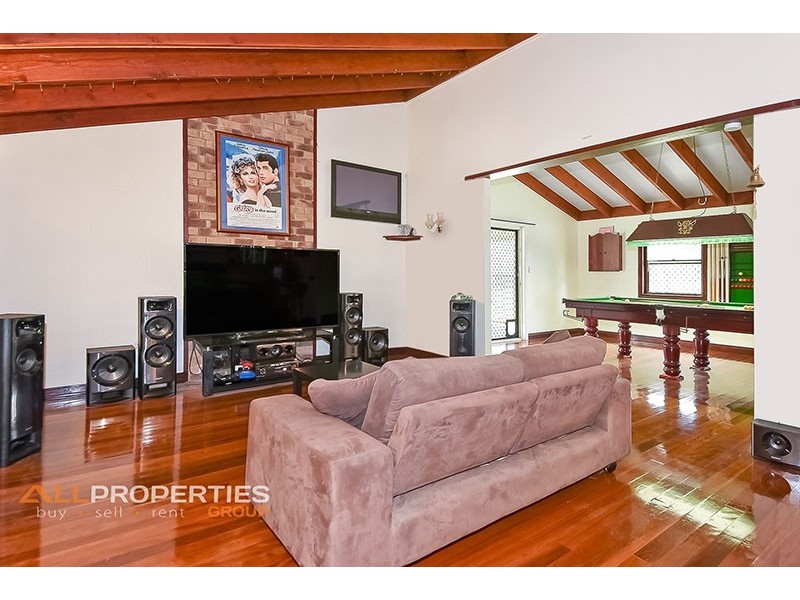 42 Janelle Court, Munruben QLD 4125