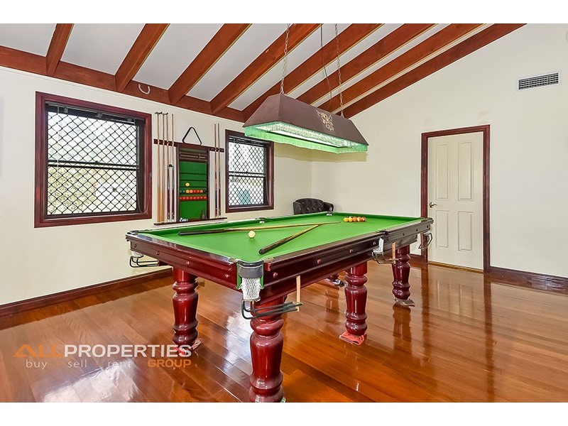 42 Janelle Court, Munruben QLD 4125