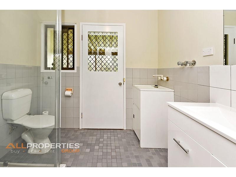 42 Janelle Court, Munruben QLD 4125