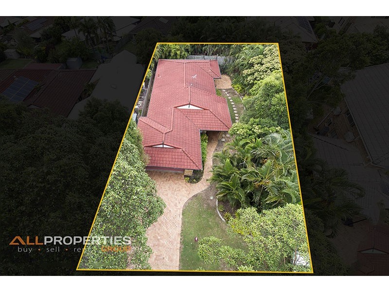 16 Robusta Place, Forest Lake QLD 4078