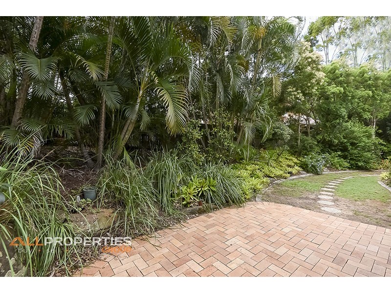 16 Robusta Place, Forest Lake QLD 4078