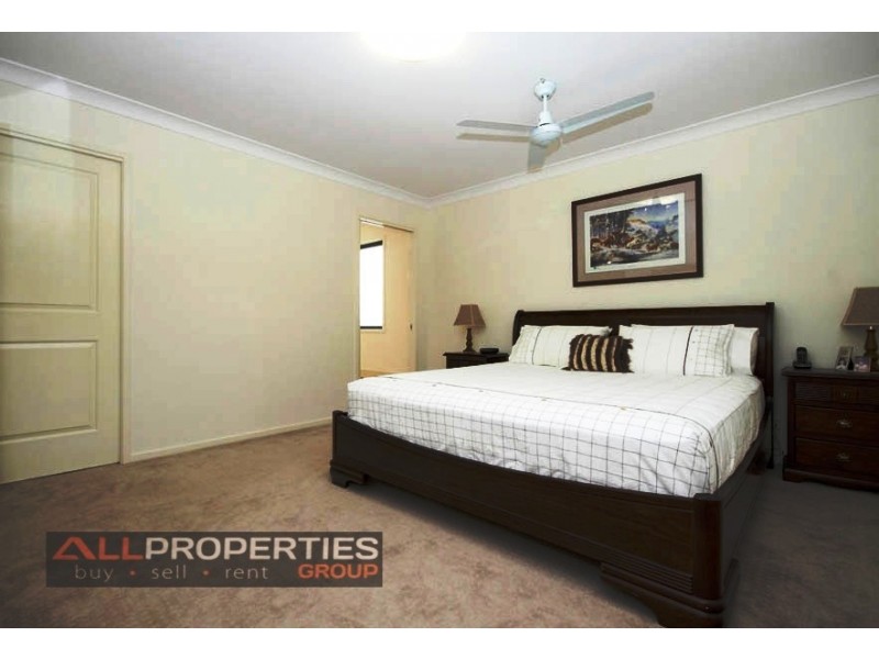 67 Laurel Street, Heathwood QLD 4110