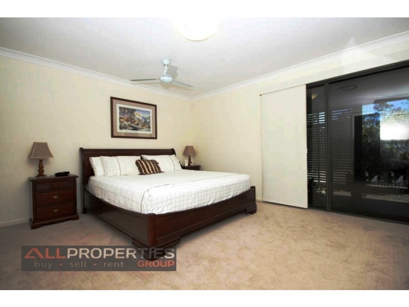 67 Laurel Street, Heathwood QLD 4110