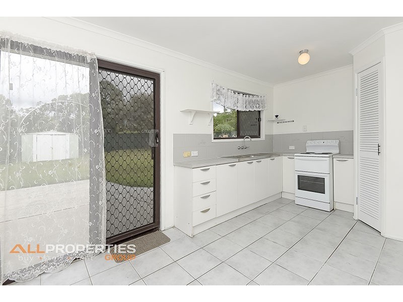 9 Wentworth Tce, Boronia Heights QLD 4124