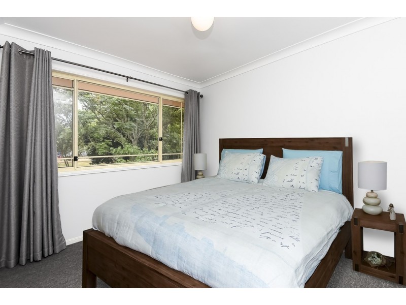 2/11 Jimbour Cl, Forest Lake QLD 4078