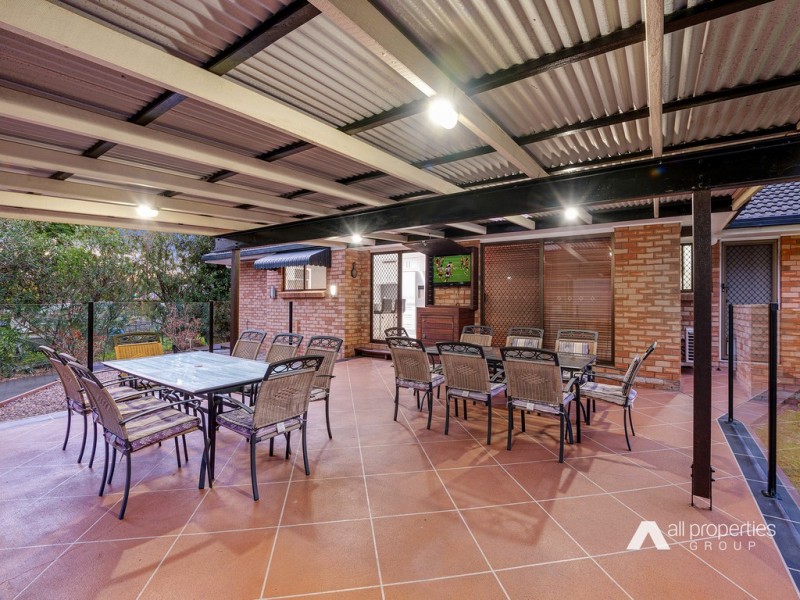 360 Johnson Rd, Forestdale QLD 4118