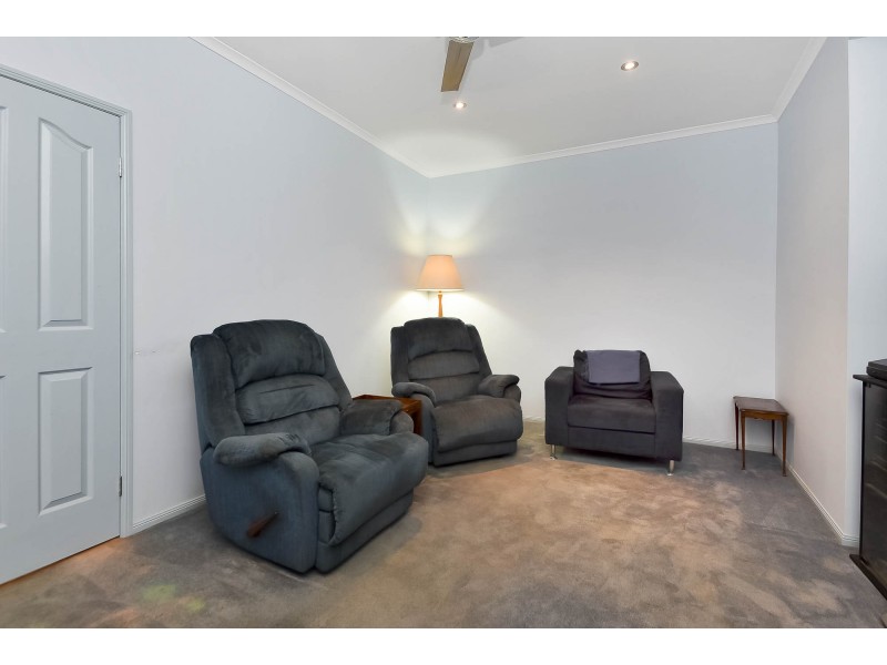 9 Apollo Crt, Cedar Vale QLD 4285