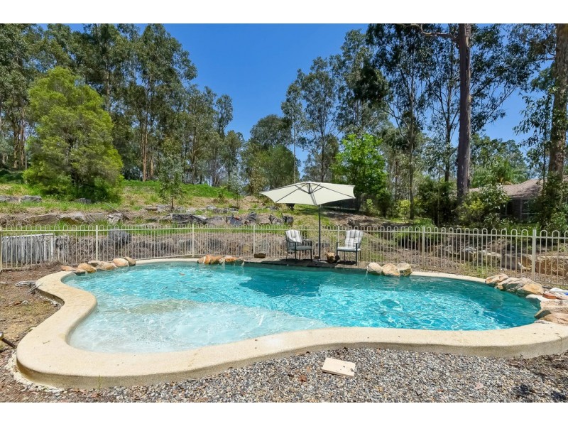 9 Apollo Crt, Cedar Vale QLD 4285