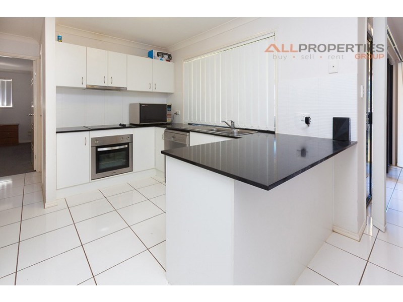 4 Marigold Avenue, Regents Park QLD 4118