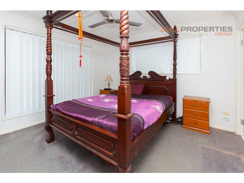 4 Marigold Avenue, Regents Park QLD 4118