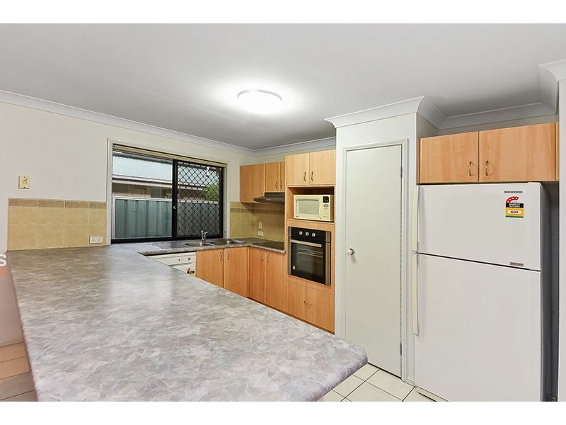 104 REGENCY DRIVE, Regents Park QLD 4118