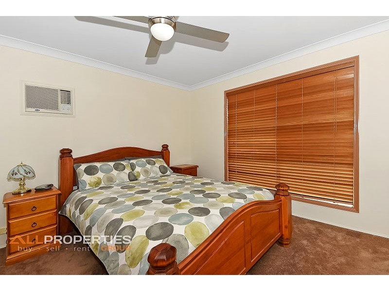 2 TITAN CT, Boronia Heights QLD 4124