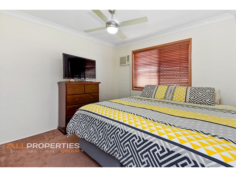 2 TITAN CT, Boronia Heights QLD 4124