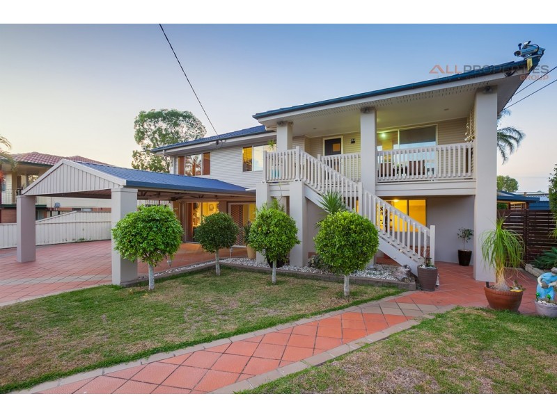 84 Aquarius Dr, Kingston QLD 4114
