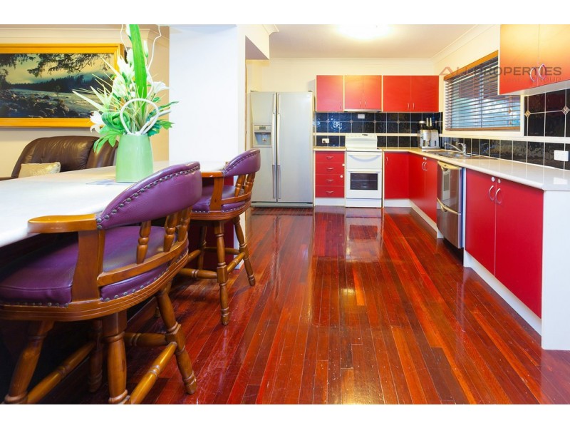 84 Aquarius Dr, Kingston QLD 4114