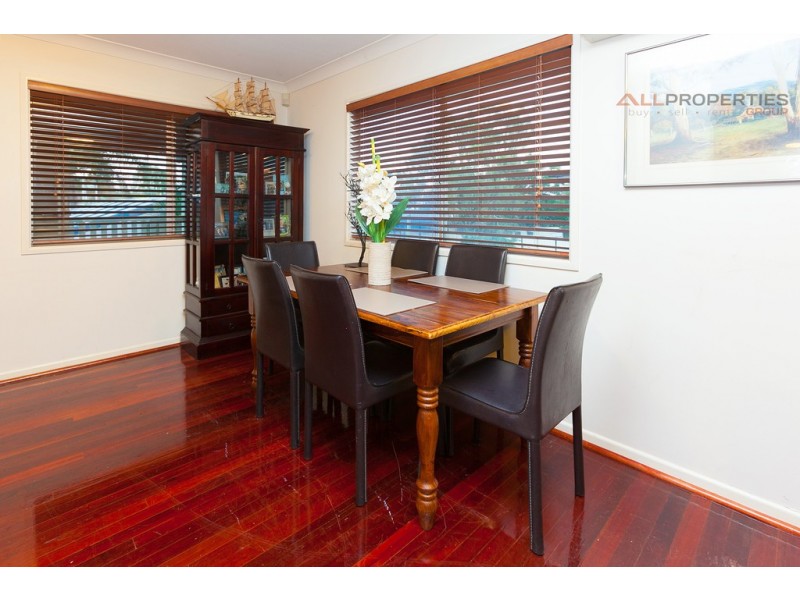 84 Aquarius Dr, Kingston QLD 4114