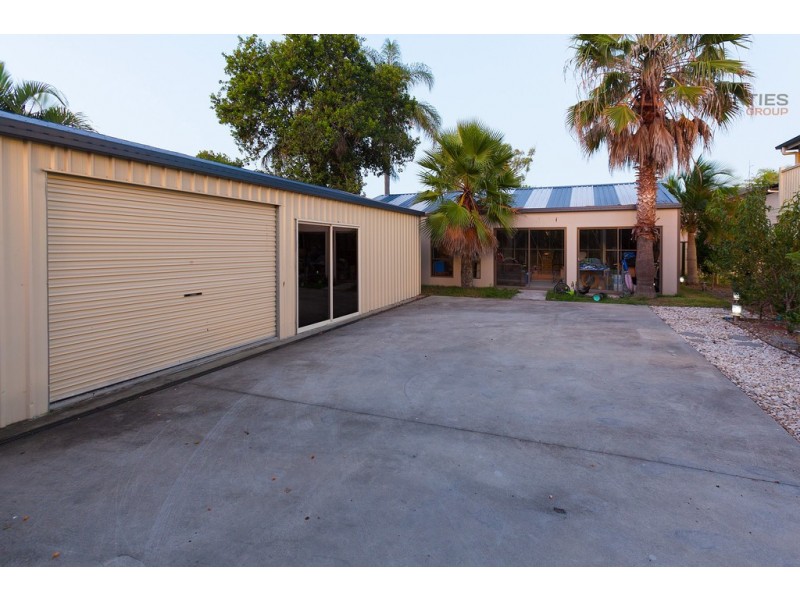84 Aquarius Dr, Kingston QLD 4114