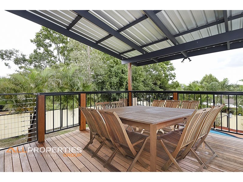 50 VANSITTART ROAD, Regents Park QLD 4118