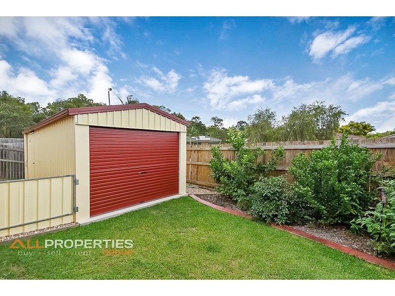 84 SOLANDRA CIRCUIT, Regents Park QLD 4118