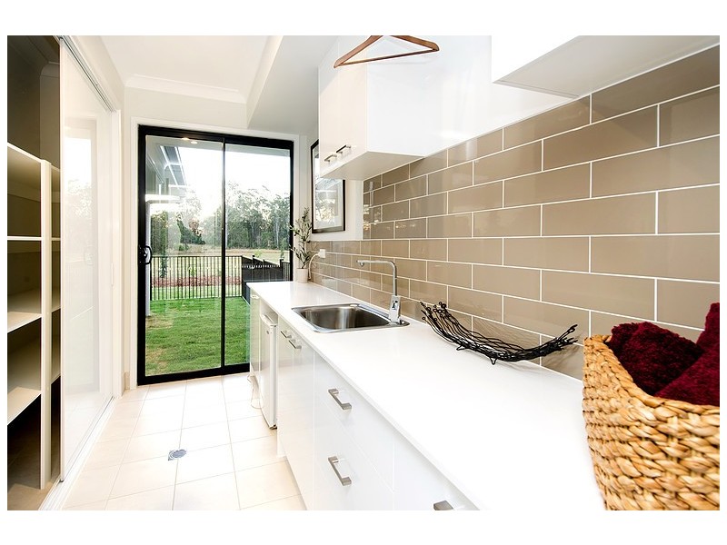 South Maclean QLD 4280