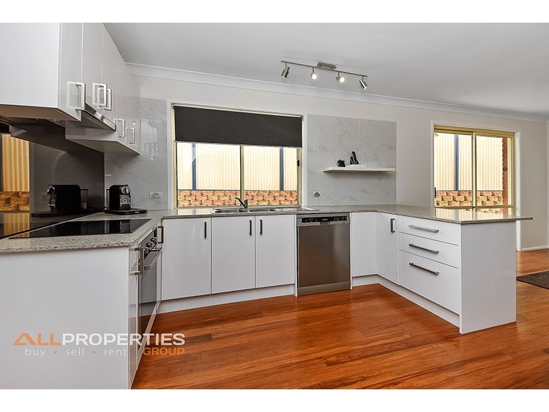18 Mitchell Street, Boronia Heights QLD 4124