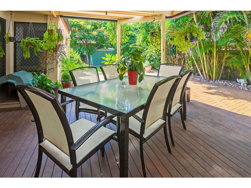 16 Malia Street, Sinnamon Park QLD 4073