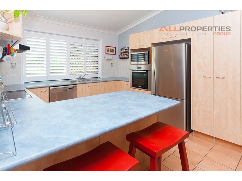 16 Malia Street, Sinnamon Park QLD 4073